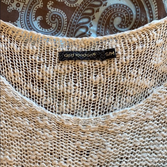 LF Sweater - Picture 4 of 4